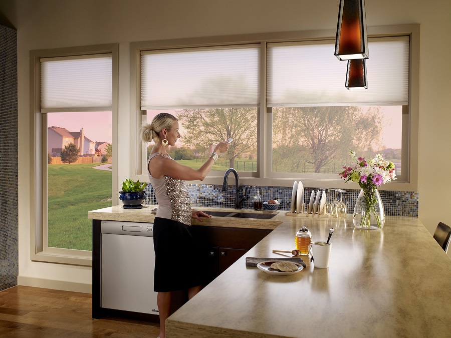 How You Can Easily Add Motorized Blinds to Your Home